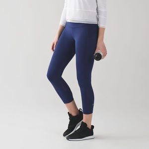 Lululemon Pace Rival Crop (Size 6, Blueberry)